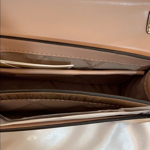 NWT Michael Kors Envelope Clutch/Crossbody - Picture 6 of 16